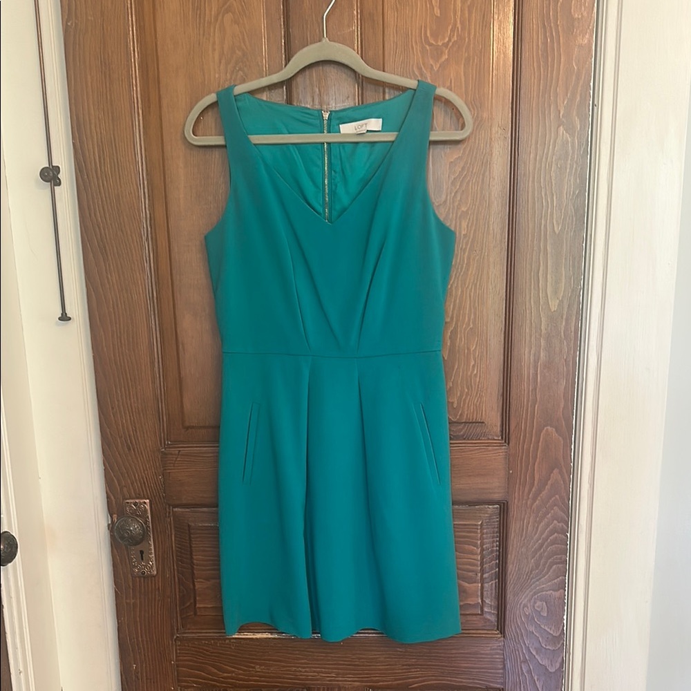 Elegant Teal Sleeveless Dress
